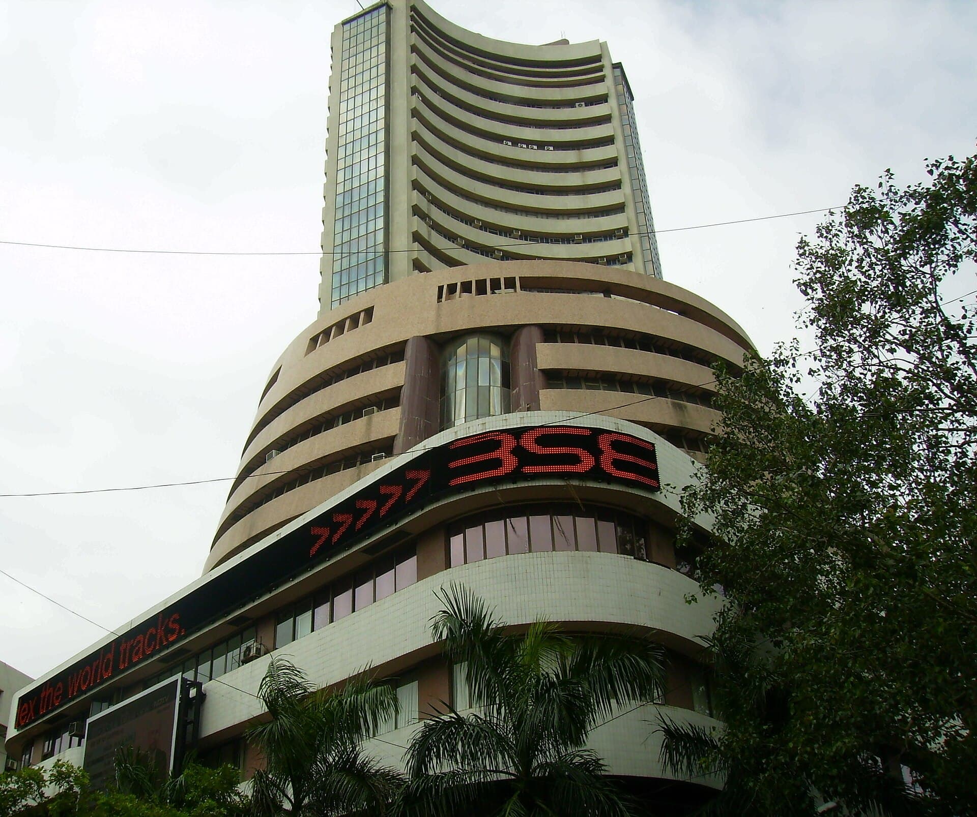 SME IPO vs Mainboard IPO — The Risks Retail Investors Don't See